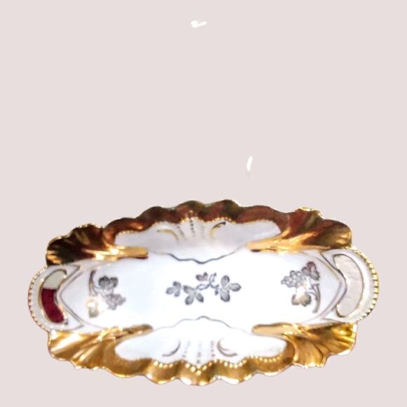 France Dripping with  GOLD LIMOGES Oblong Tid Bit/Trinket Dish White VINTAGE - Picture 2 of 13
